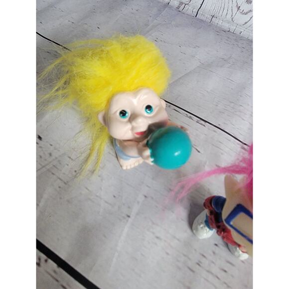 Vintage Applause Troll Baby Yellow Hair Burger King Pink Hair Troll - Picture 4 of 10